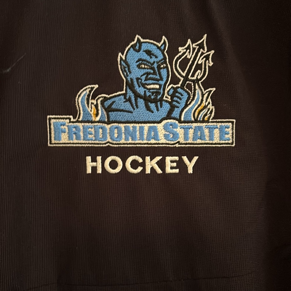 NEW! Fredonia State Hockey Jacket - Picture 2 of 4